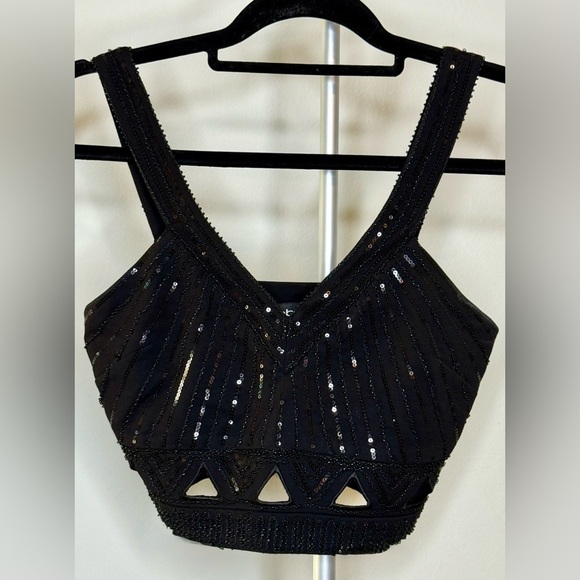 bebe Tops - Bebe black Sequin evening occasion date night waist halter tank zip side XS EUC
